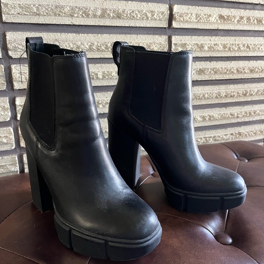 Steve Madden Black Heeled Chelsea Boots